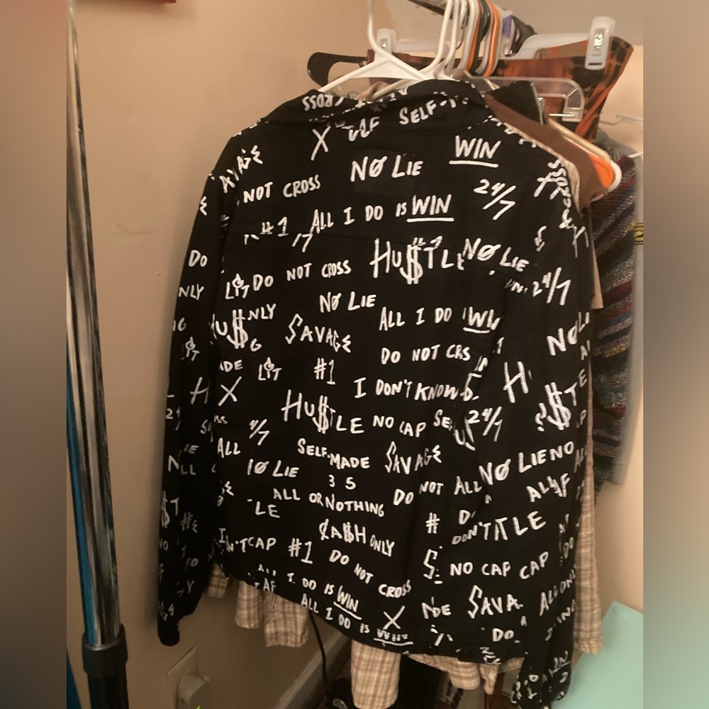 Rue21~Large, Black, Graffiti/Slang Print Denim Jacket - Picture 3 of 4